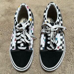 Vans Us Kids Black,White, colorful Old Skool Sneakers with Design Size-4.5(kids)
